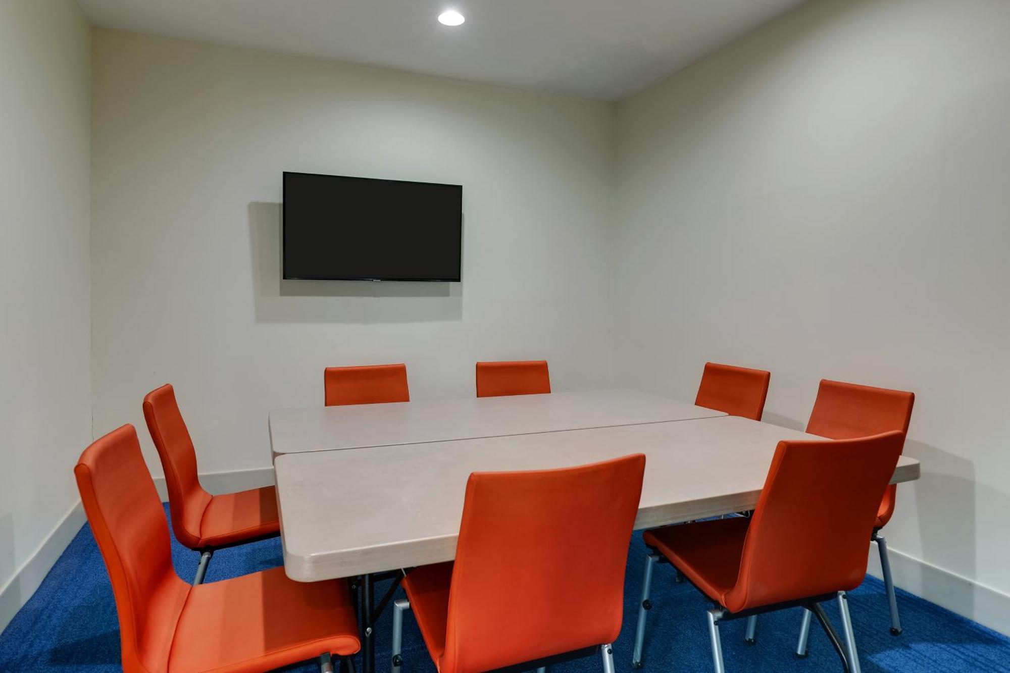 Holiday Inn Express Hotel & Suites Bryan-Montpelier By Ihg Холидей-Сити Экстерьер фото