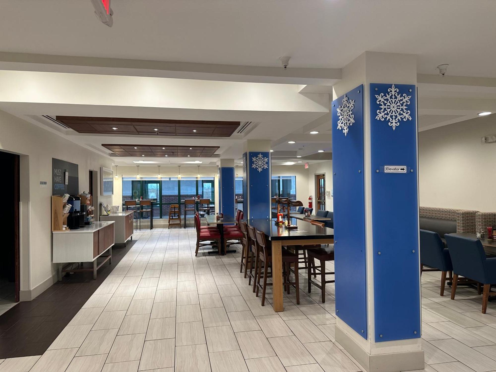 Holiday Inn Express Hotel & Suites Bryan-Montpelier By Ihg Холидей-Сити Экстерьер фото