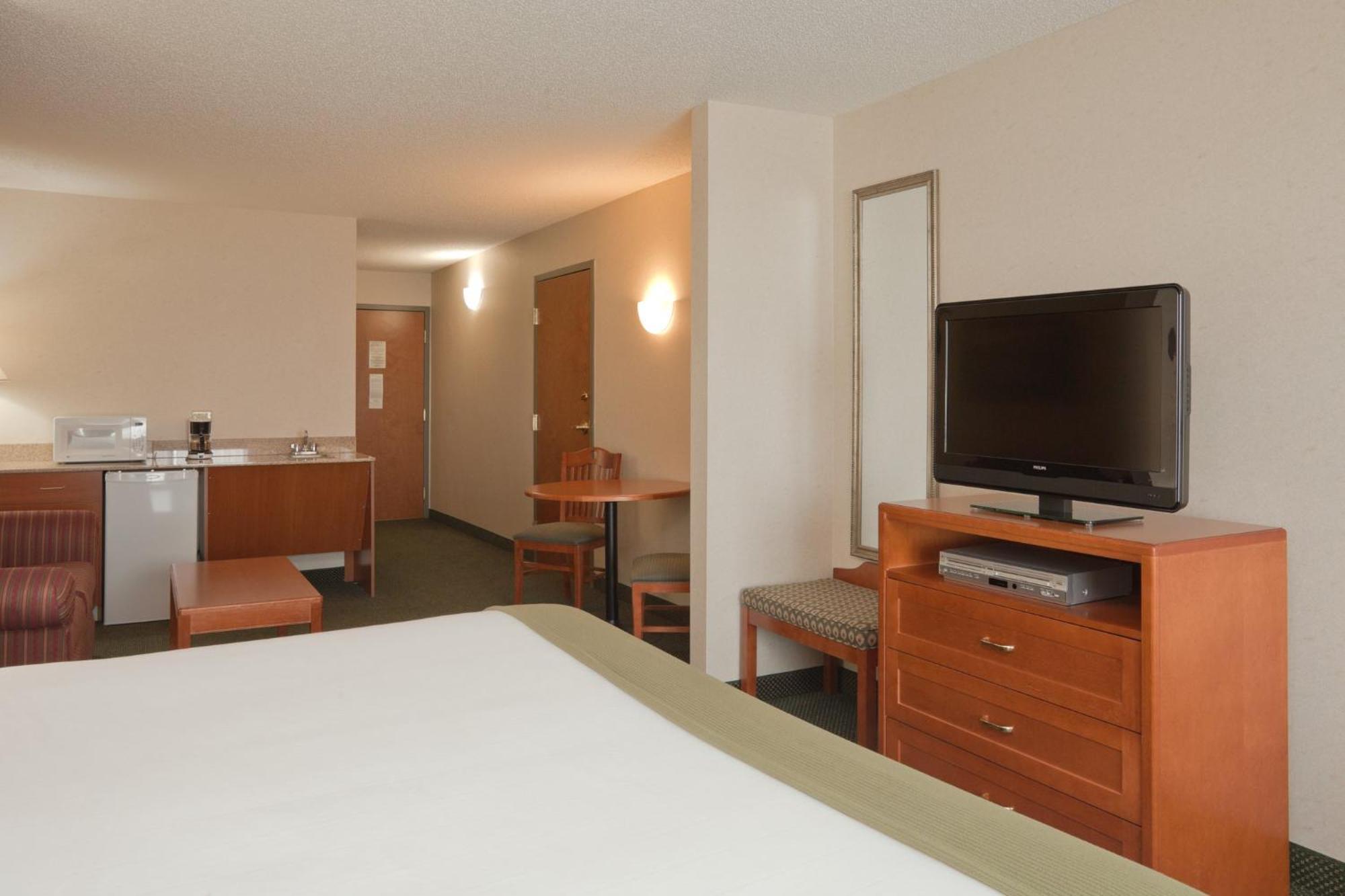 Holiday Inn Express Hotel & Suites Bryan-Montpelier By Ihg Холидей-Сити Экстерьер фото